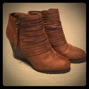 Sugar wedge bootie